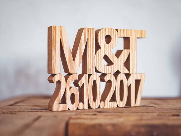 Save the Date! Holz Buchstaben und Datum zur Hochzeit oder Jubiläum